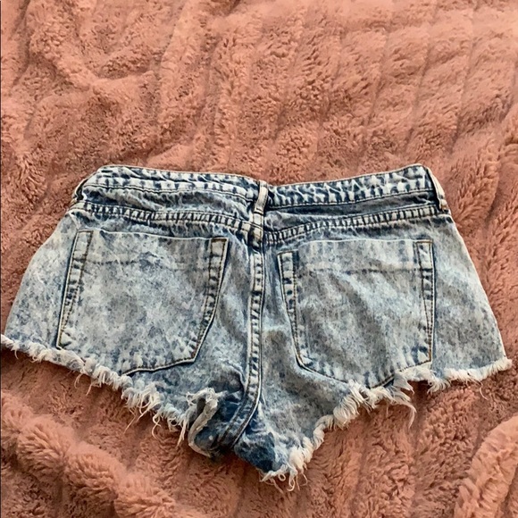 Shorts - Picture 2 of 2